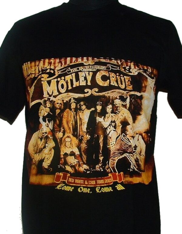 Mötley Crüe t-shirt size XL