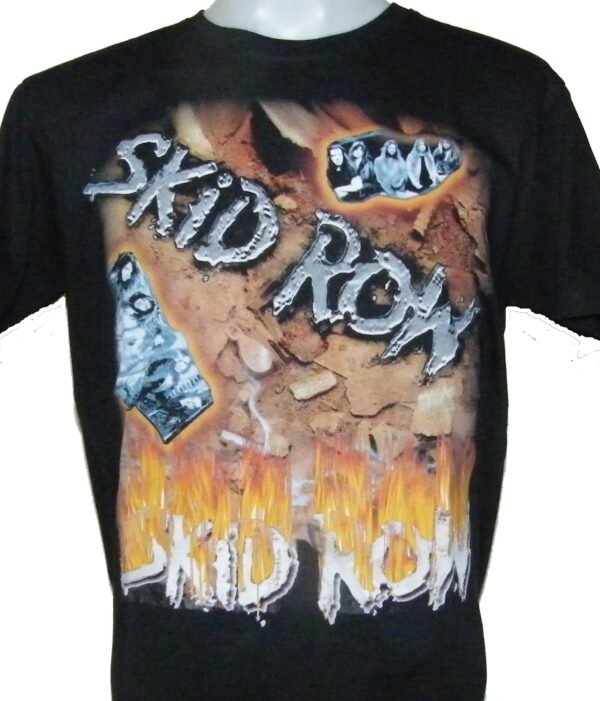 Skid Row t-shirt size XL