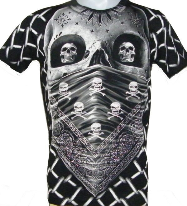 T-shirt size L