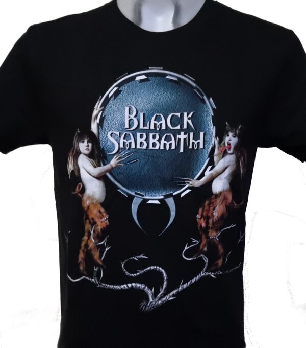 Black Sabbath t-shirt size L
