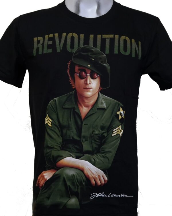 John Lennon t-shirt Revolution size M
