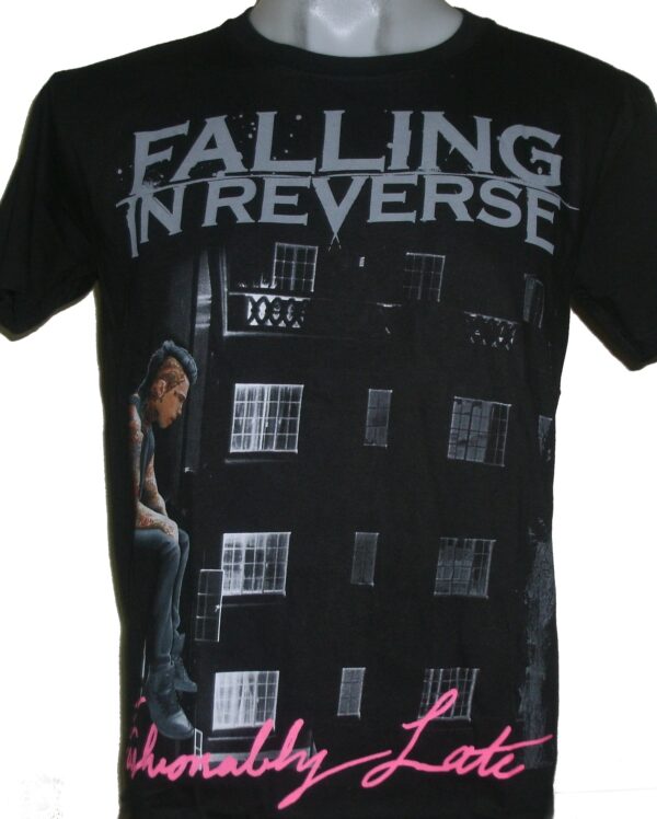 Falling In Reverse t-shirt Fashionably Late size S