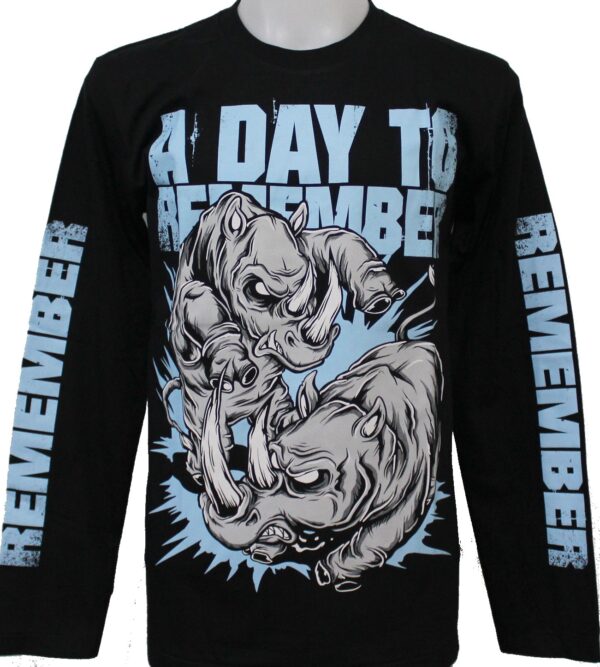 A Day To Remember long-sleeved t-shirt size S
