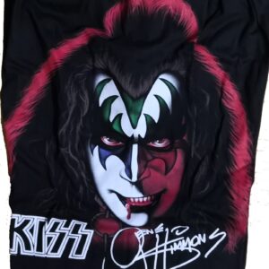 Kiss shorts Gene Simmons