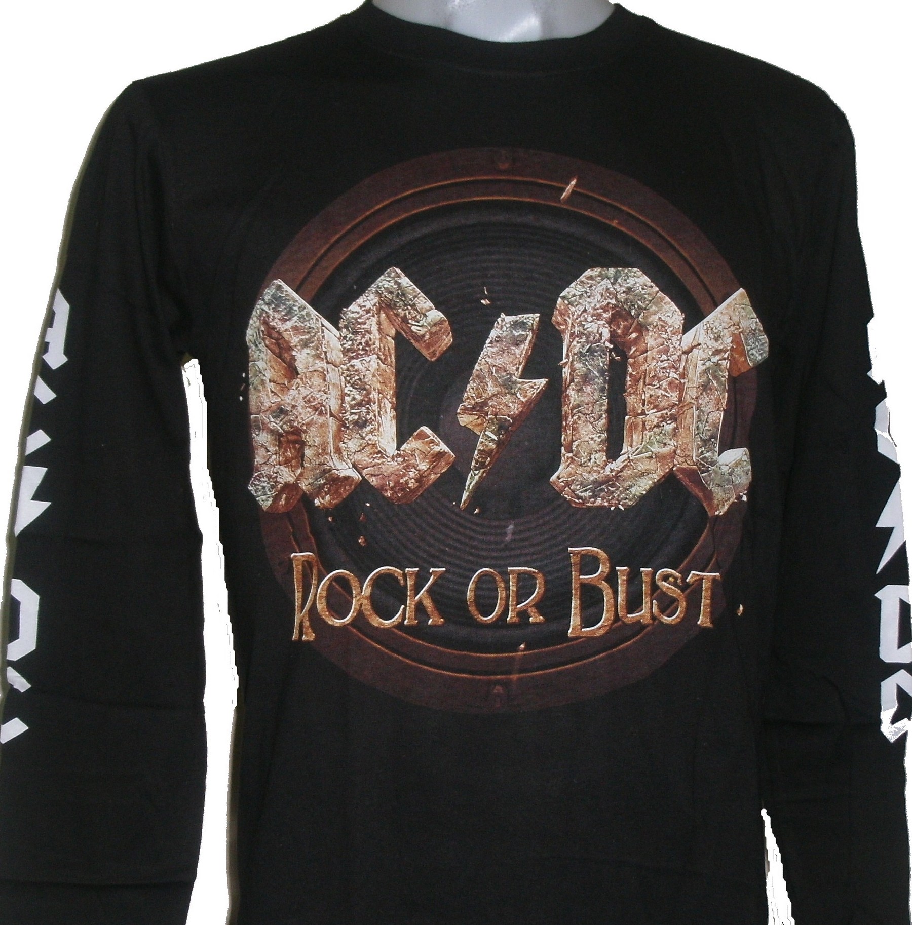 Expansion amateur Lunar New Year AC/DC long-sleeved t-shirt Rock or Bust size M – RoxxBKK