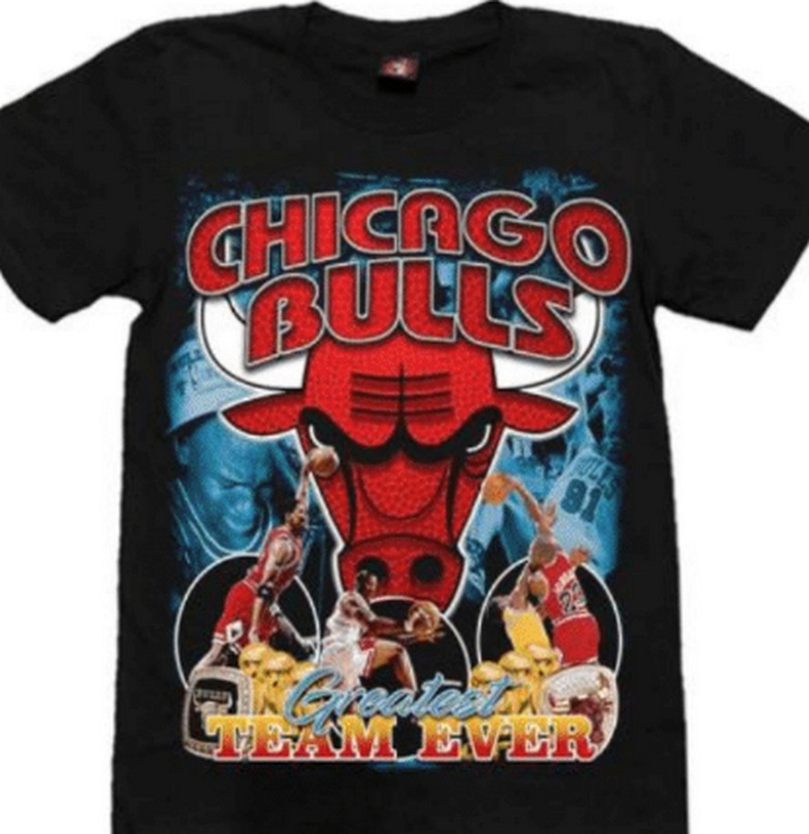 Outerstuff Youth Red Chicago Bulls Showtime Long Sleeve T-Shirt Size: Large