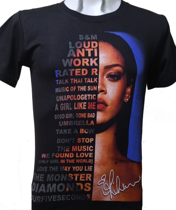 Rihanna t-shirt size M - Image 2