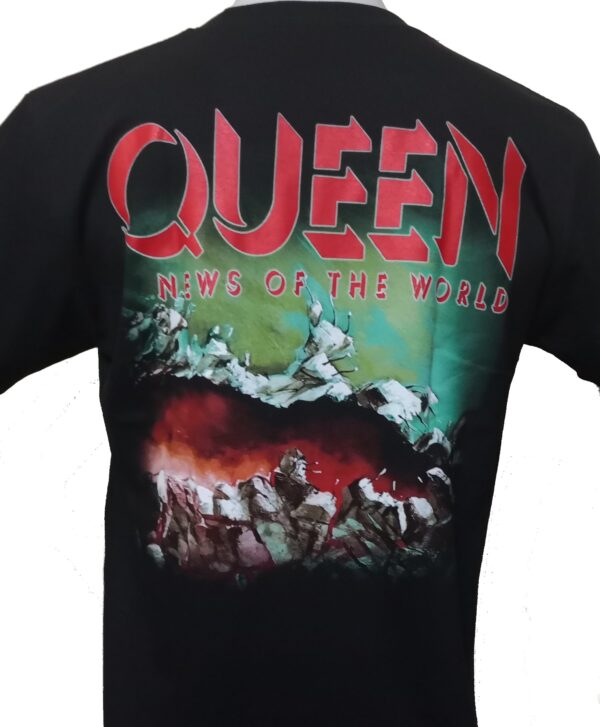 Queen t-shirt News of the World size L - Image 3